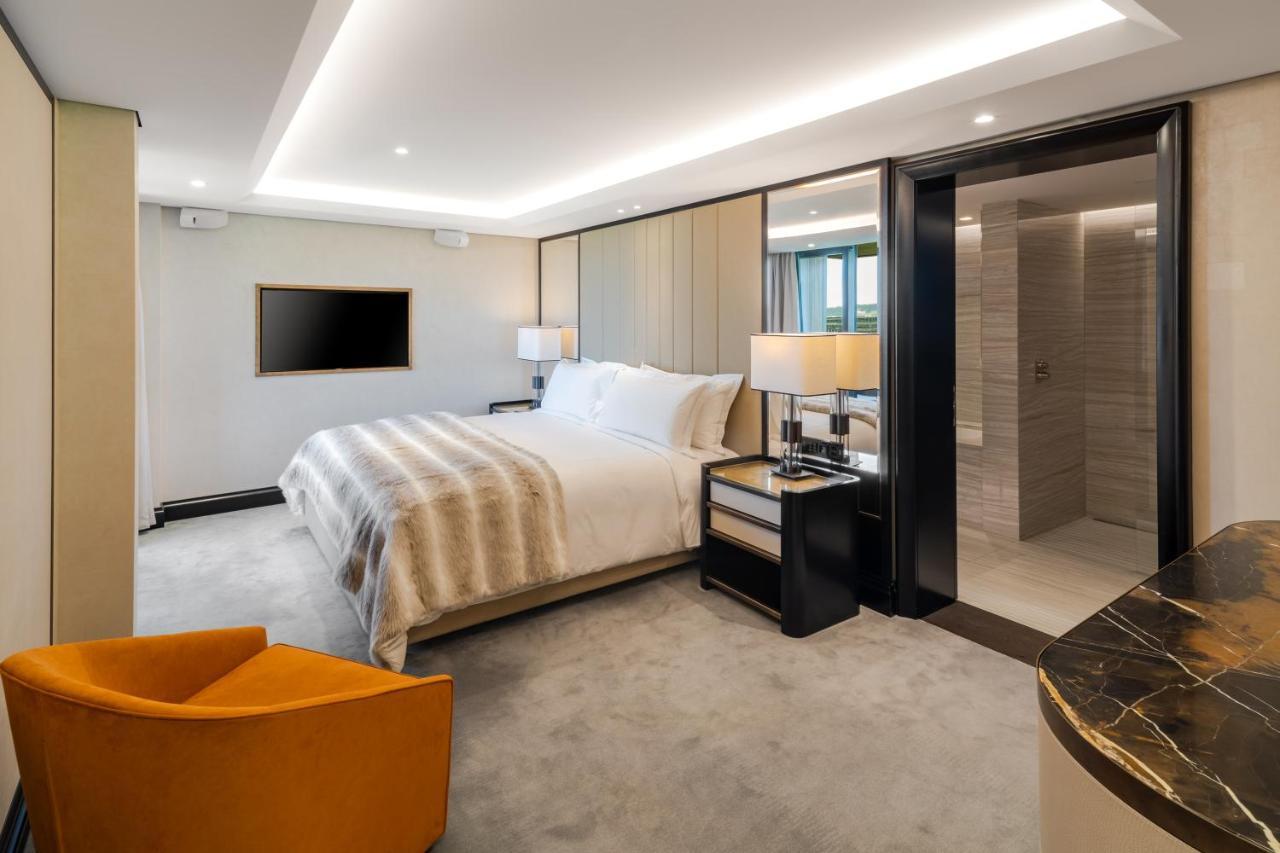Five Zurich - Luxury City Resort Exterior photo A bedroom at the hotel